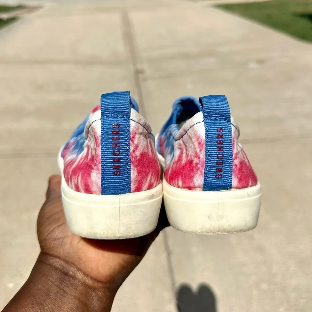 Skechers Women’s‎ Poppy Hippy Hype Colorful Rainbow Tie Dye Canvas Sneakers 7.5